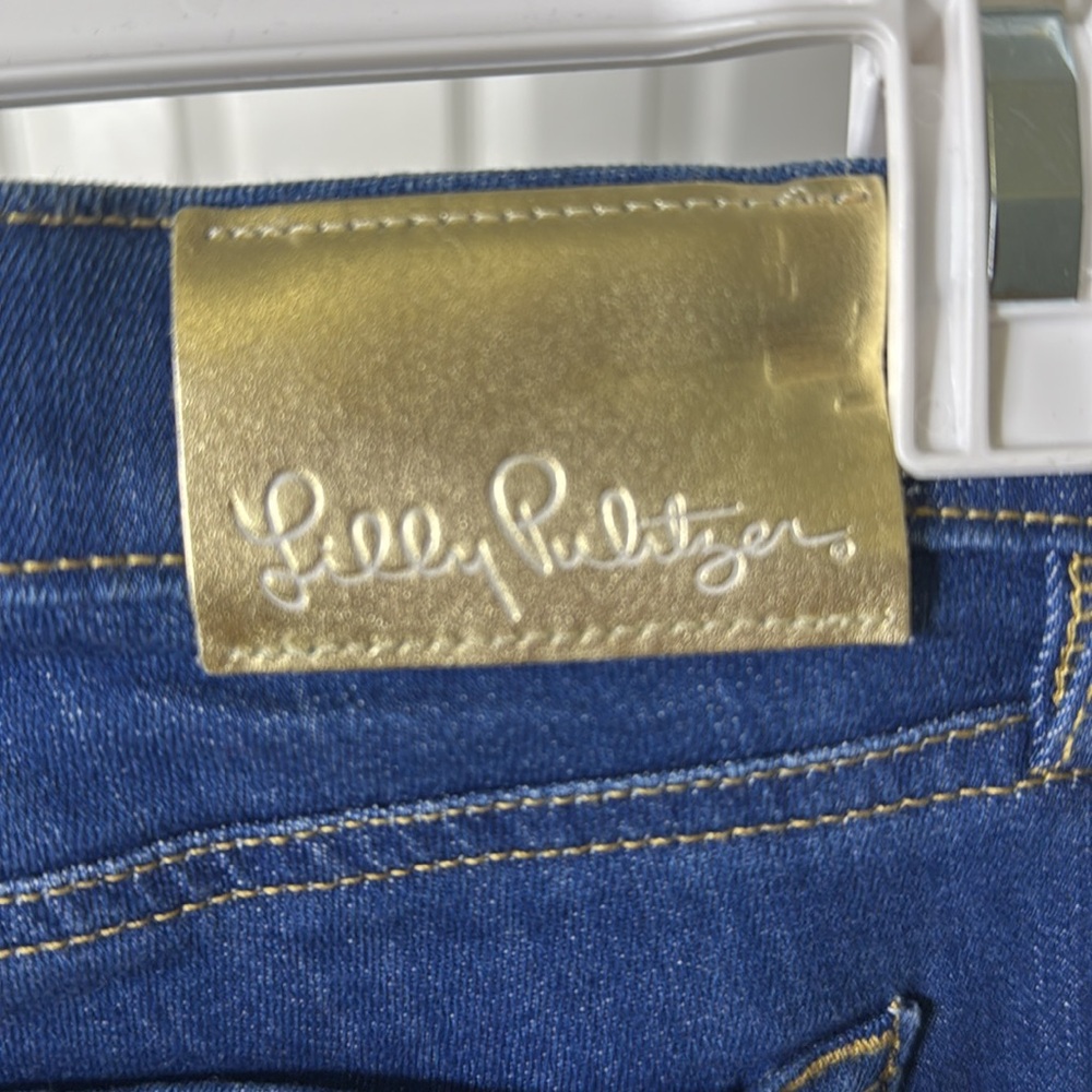 High-Rise Wide Leg Women’s Jeans in Dark Blue - Picture 3 of 5